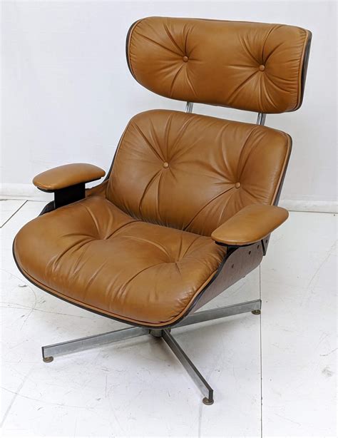 selig lounge chairs.